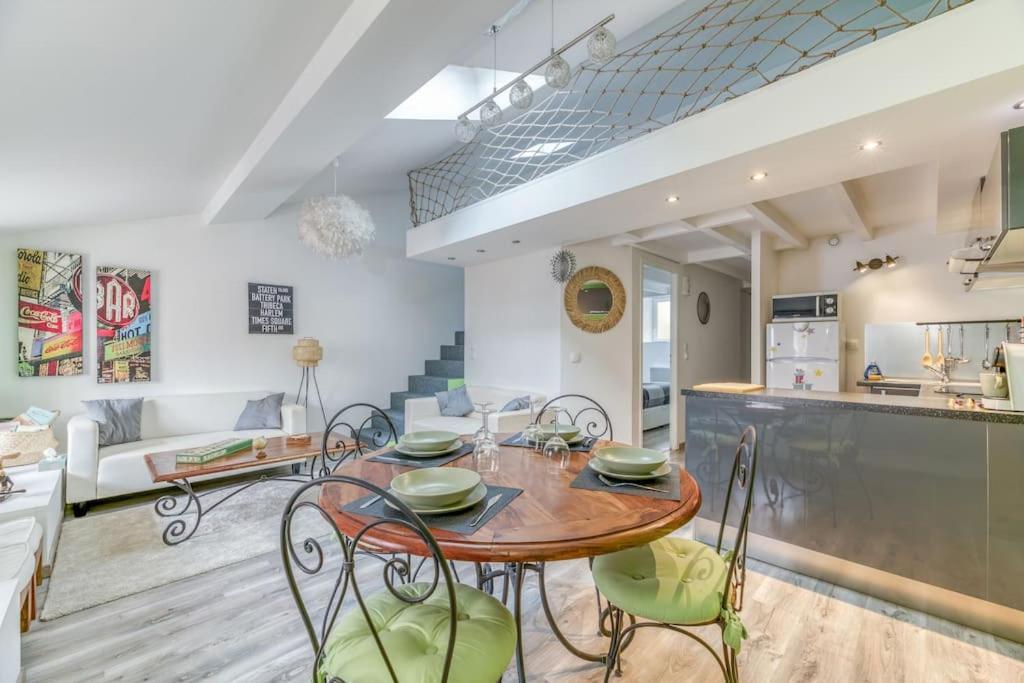 House 2 * Voiron